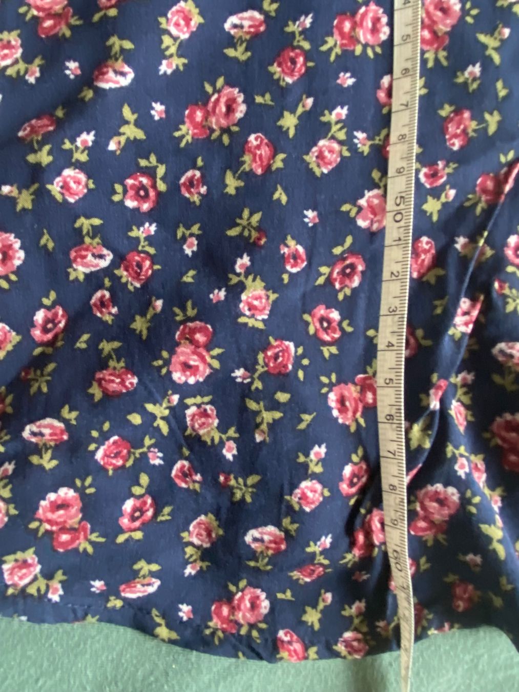 Camicette: Pull & Bear, Bluse, ärmellos, blumig, Gr XL – Usato da Gümligen venduto da Primeselection 1