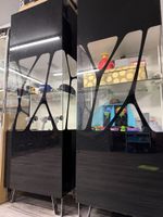 Zwei Vitrinen schwarz mit Glas Design guter Zustand
