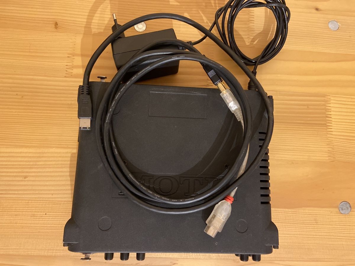 Registratori: UltraLite Firewire Audiointerface 10 In/14 Out – Usato da Hornussen venduto da edi_skrad
