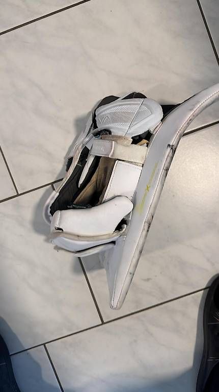 Gants & mitaines : Bauer Stockhand - Eishockey – D'occasion à Wangen SZ par Jaay_Sky 3