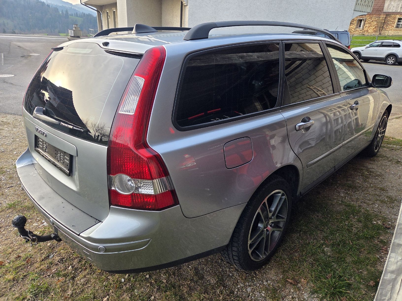 Volvo Automobili: Volvo V50 T5 AWD – Usato da Ebnet venduto da Volvo.Power 5