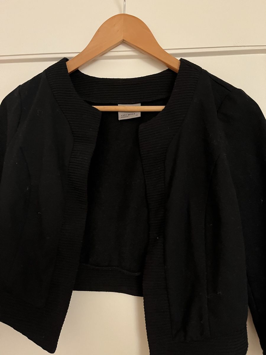 Vero Moda Giacche: Jäggli schwarz Gr 36 – Usato da Zürich venduto da zucchetti13 1