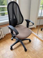Chaise de bureau ergonomique – dossier en résille