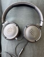 JBL Tune 500 On-Ear Kopfhörer – Schwarz (Neuwertig, kabelgeb