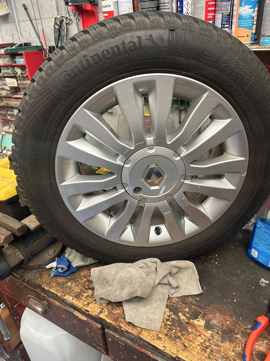 Renault Cerchioni: Renault Clio Winterräder – Usato da Nussbaumen AG venduto da mel_vhm5 1