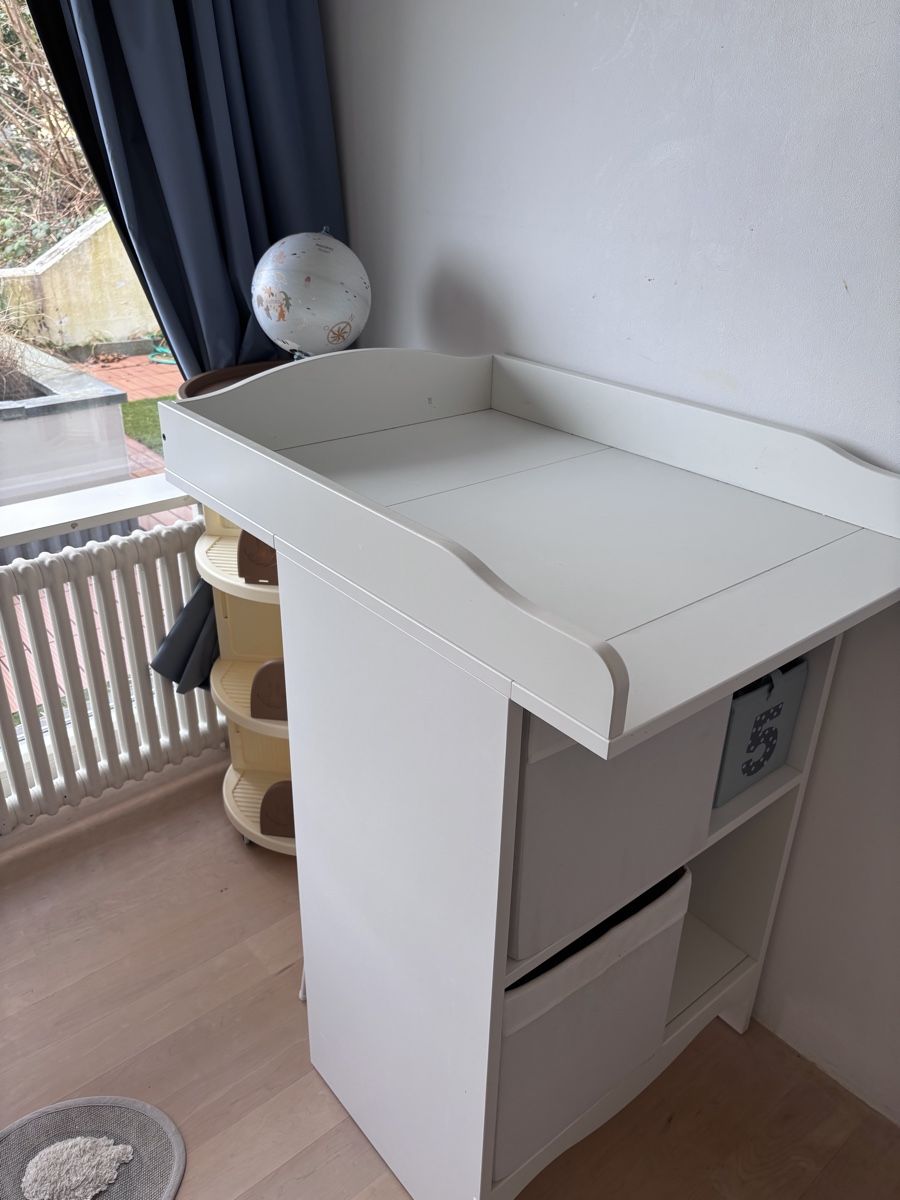 Ikea Wickeltisch & Zubehör: Changing table – Gebraucht aus Stäfa von CharlotteJB