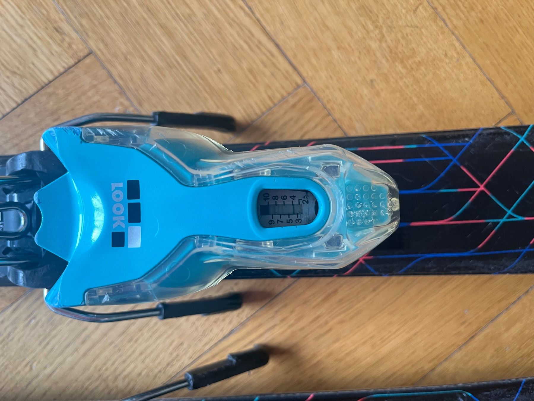 Rossignol Sci: Rossignol Attraxion skis, taille 142 cm – Usato da Genève venduto da natalie1_5 6
