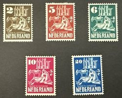 Niederlande 1950 - Serie "Wiederaufbau Kirchen" *