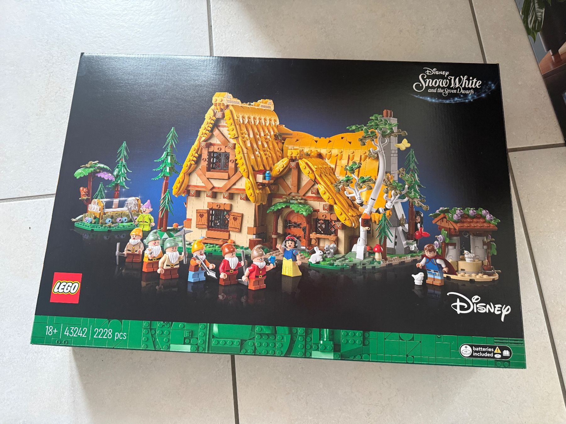 Lego Kit di costruzioni: Lego Snow White 43242 – Usato da Bonstetten venduto da Johanne_Lamalle