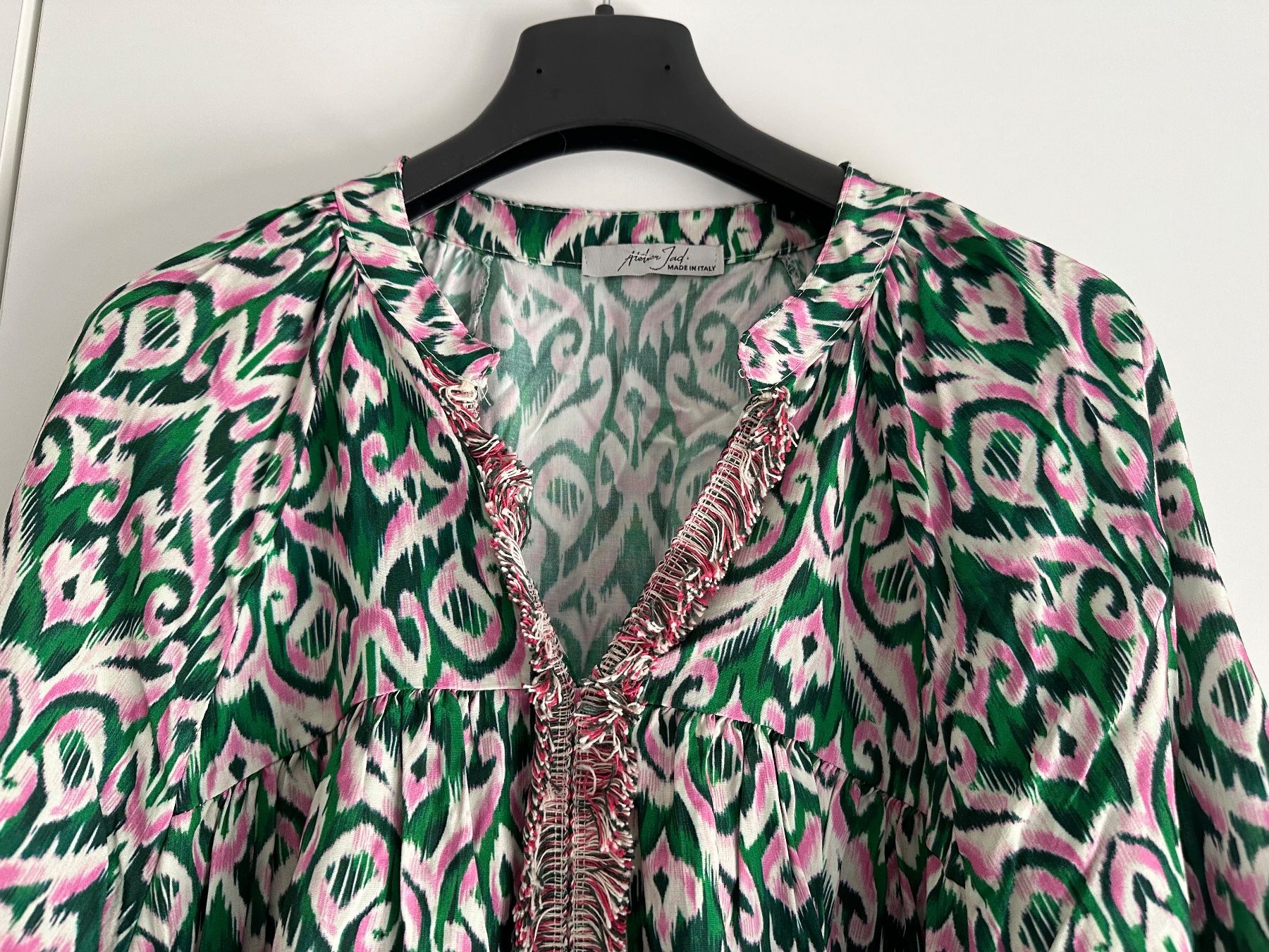 Camicette: Magnifique blouse ample atelier Jad – Usato da Sion venduto da indisherkane