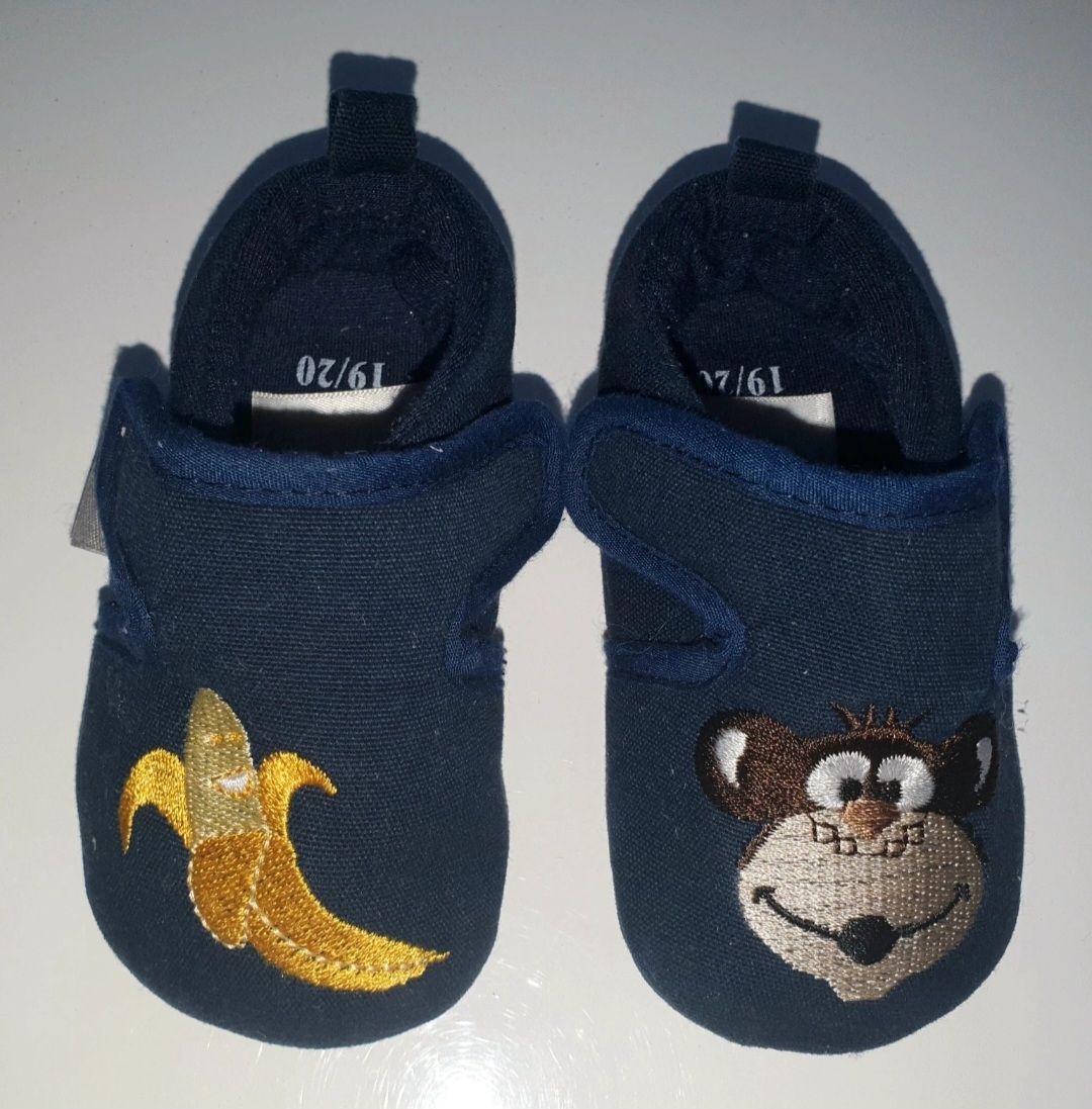 Sterntaler Scarpe per ragazzi: Sterntaler Babyschuhe, Gr. 19/20, Neu, Versand möglich – Nuovo (secondo la descrizione) da Seuzach venduto da mar_8tfs 2