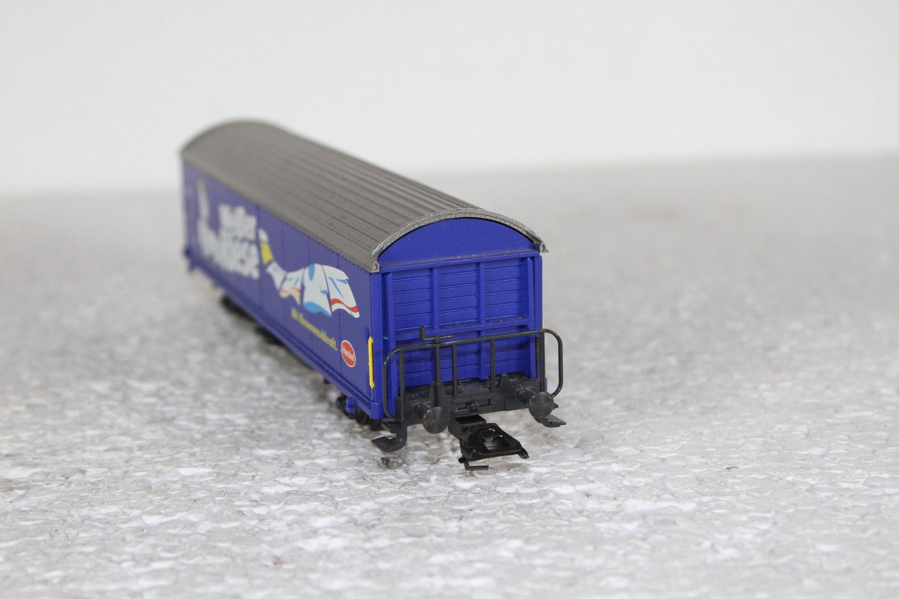 Märklin Modellini di ferrovie: Märklin DB Weisser Riese Henkel – Nuovo (secondo la descrizione) da Triesen venduto da cor_62ts 1