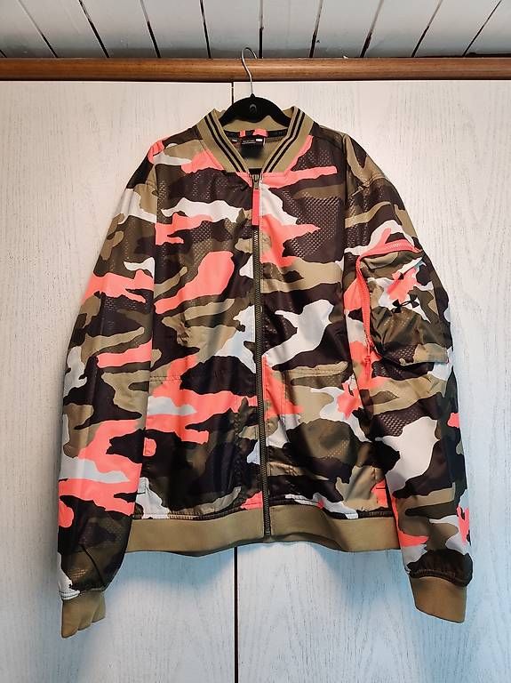 Giacche: Under Armour Jacke Camouflage Grösse Large – Usato da Hinterforst venduto da Metz69