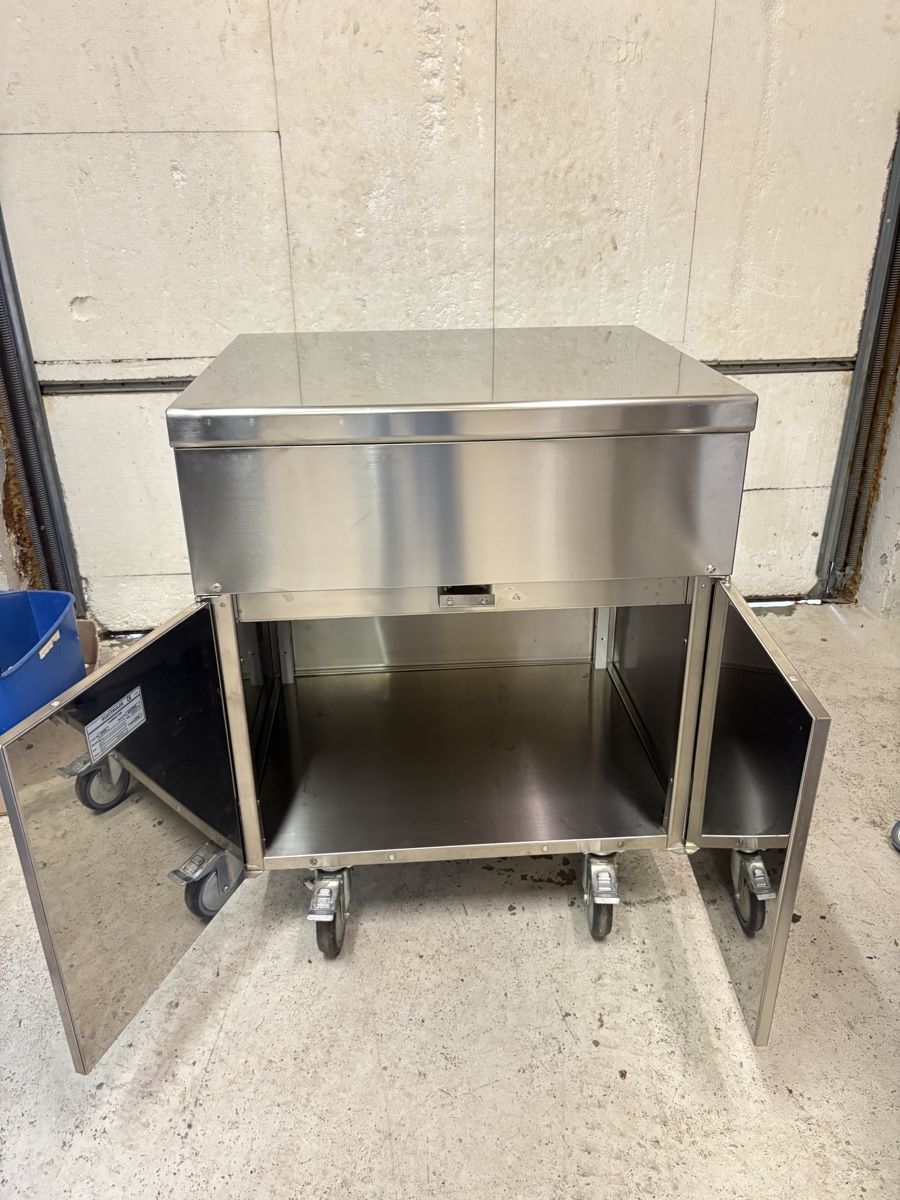 Cucine complete: Gastro Möbel  – Usato da Buchs AG venduto da imar82 1