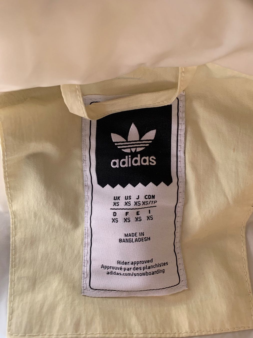 Adidas Jacken: ADIDAS VINTAGE Jacke /Regen + Wind Jacke / – Gebraucht aus Interlaken von Bona55 5