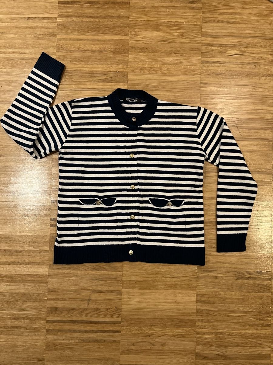 Maglioni & Felpe: Striped blue and white pullover – Nuovo (secondo la descrizione) da Adliswil venduto da Marjin