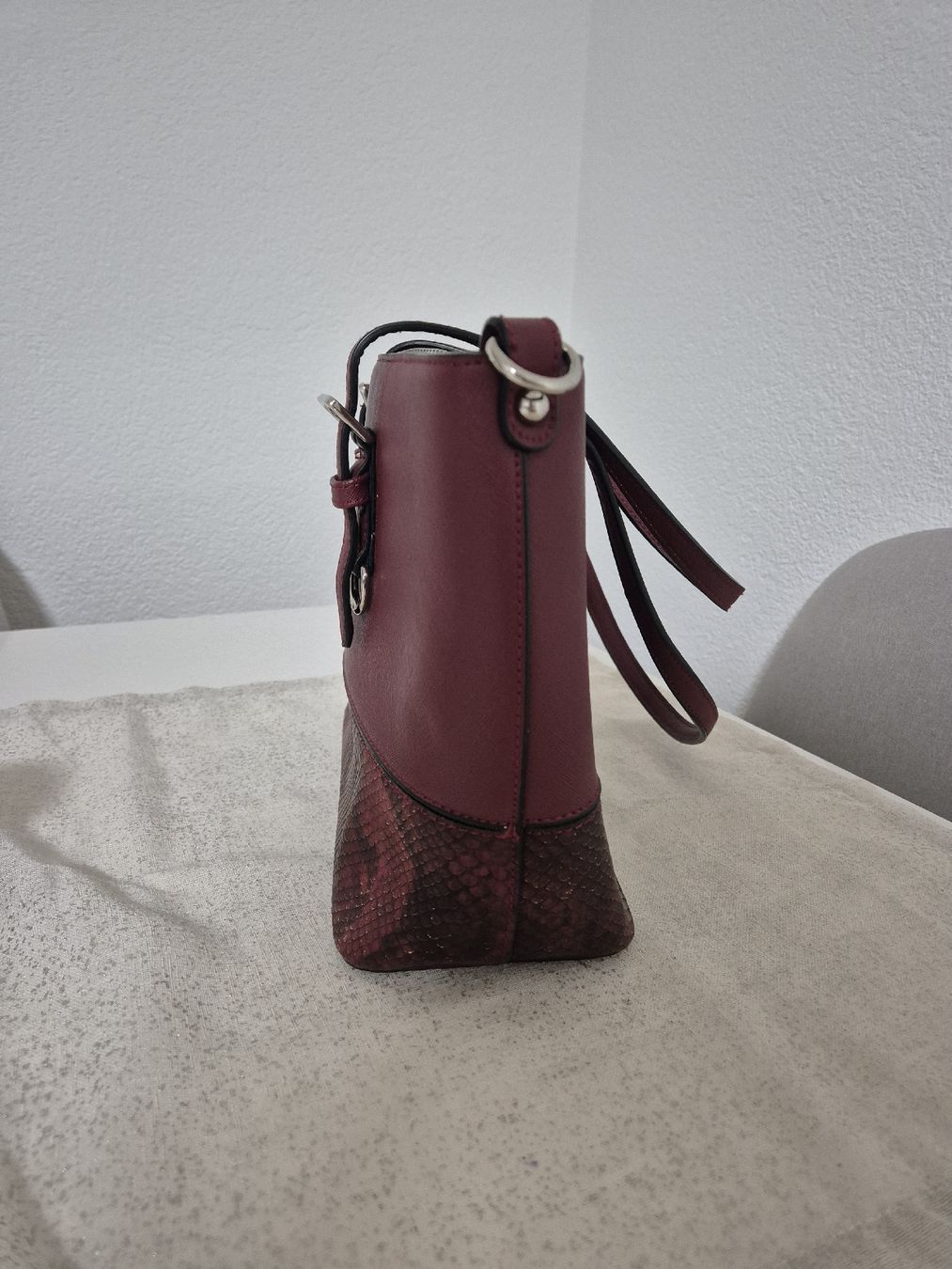 Borse da donna: Stylish Flora&Co Burgundy Bag – Nuovo (secondo la descrizione) da Basel venduto da Elena_02 3