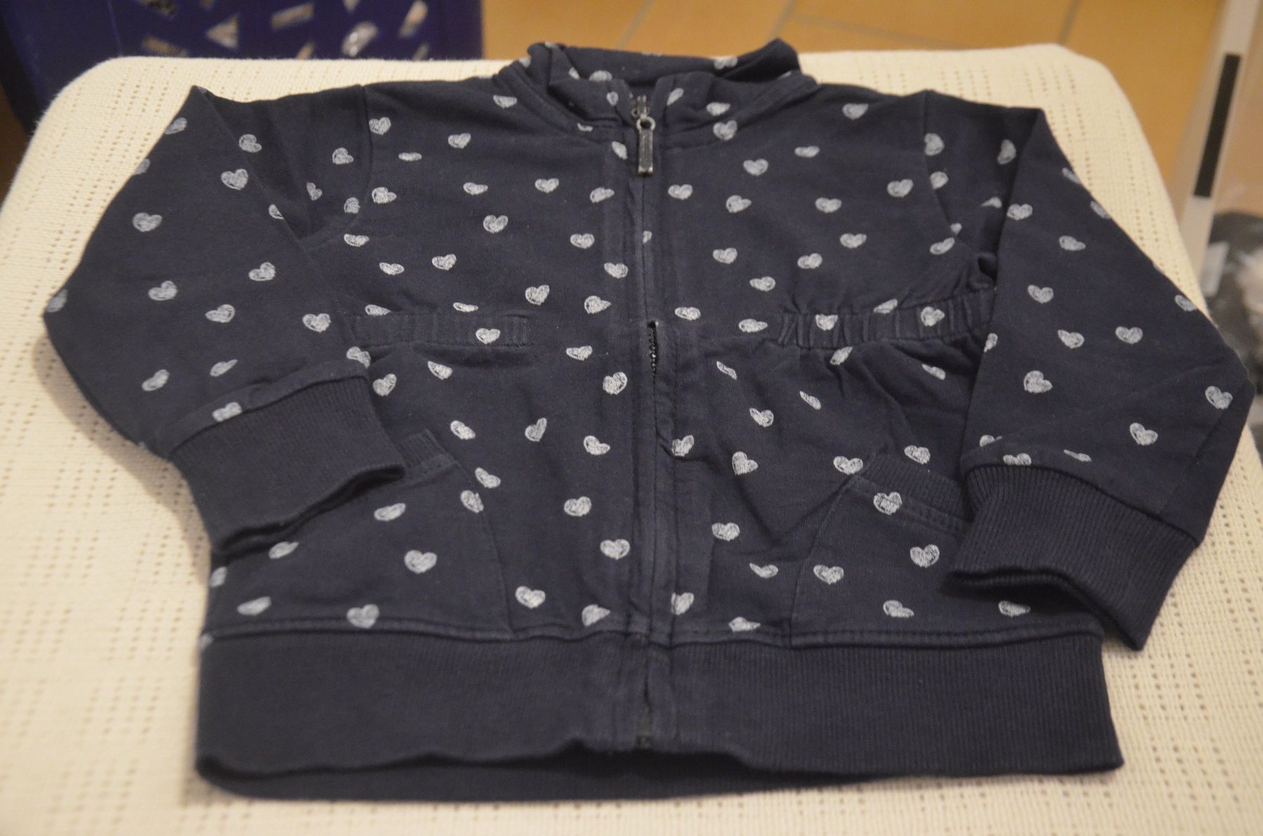 Lotti & Set di vestiti: TAILLE 86 - VESTE HERZ + HOSE – Usato da Chiasso venduto da Dolly015 1