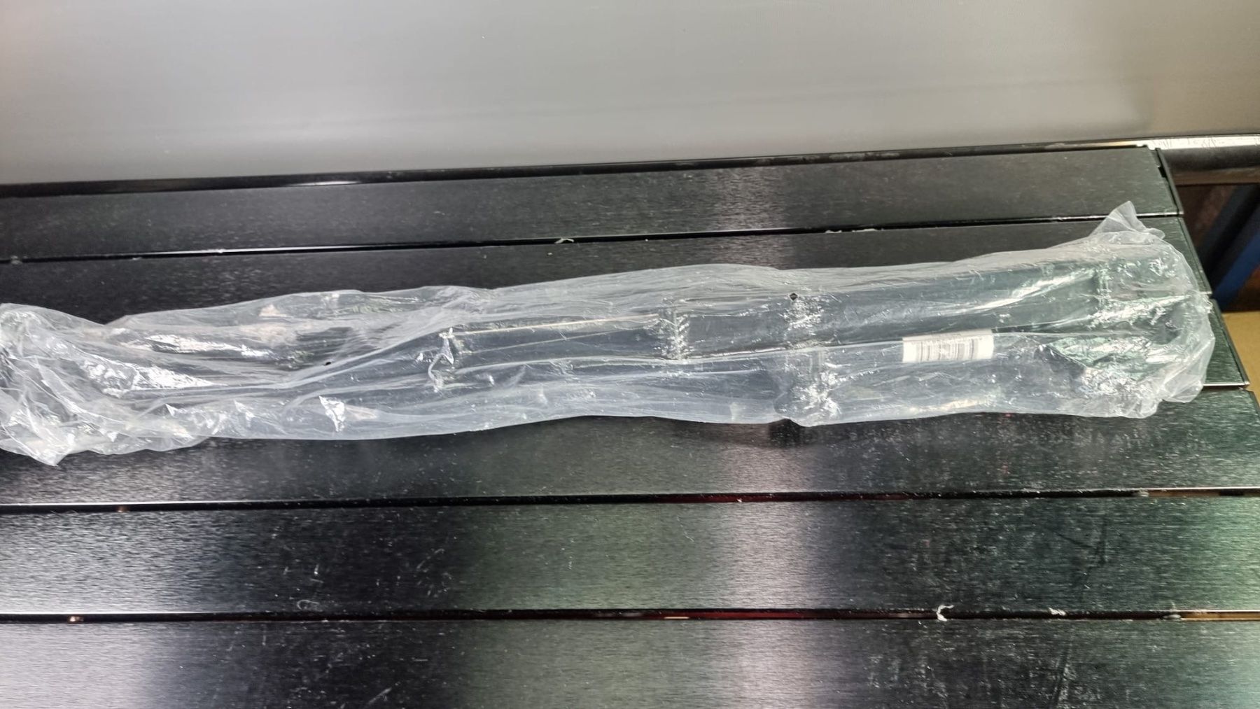 Supporti per strumenti musicali & leggii: Open Stage Stands SM7122BB Notenständer – Usato da Tafers venduto da JP911 3