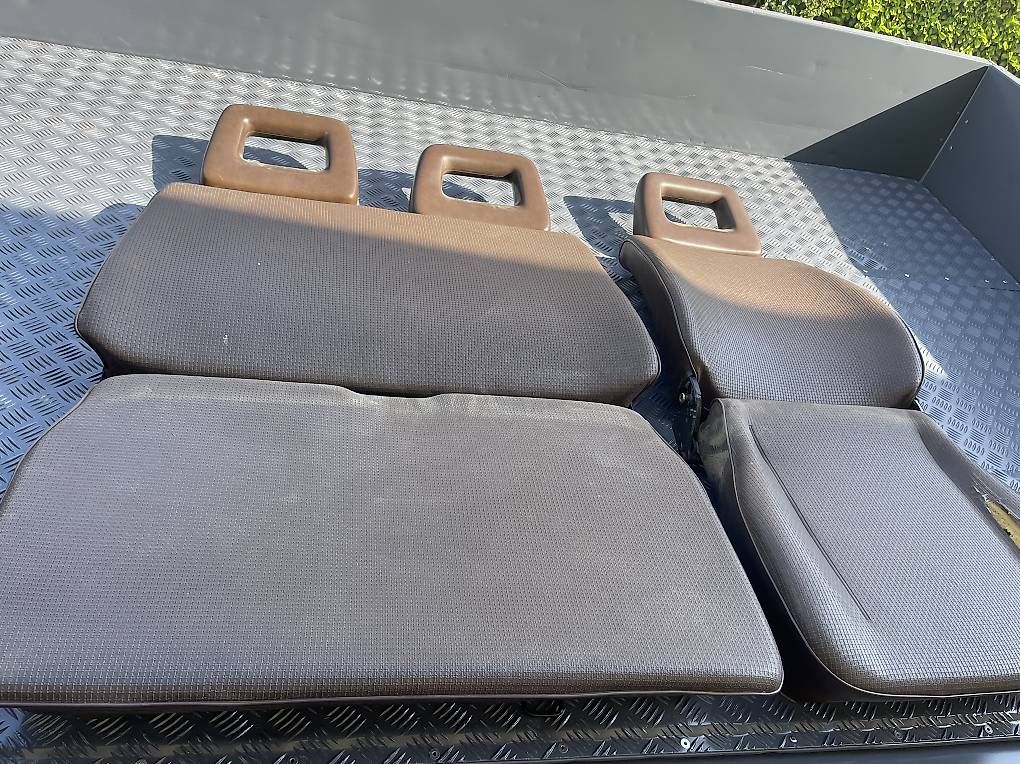 Toutes les pièces auto: Vw T3 Typ 2 Sitz – D'occasion à FIschbach-Göslikon par Ajnei