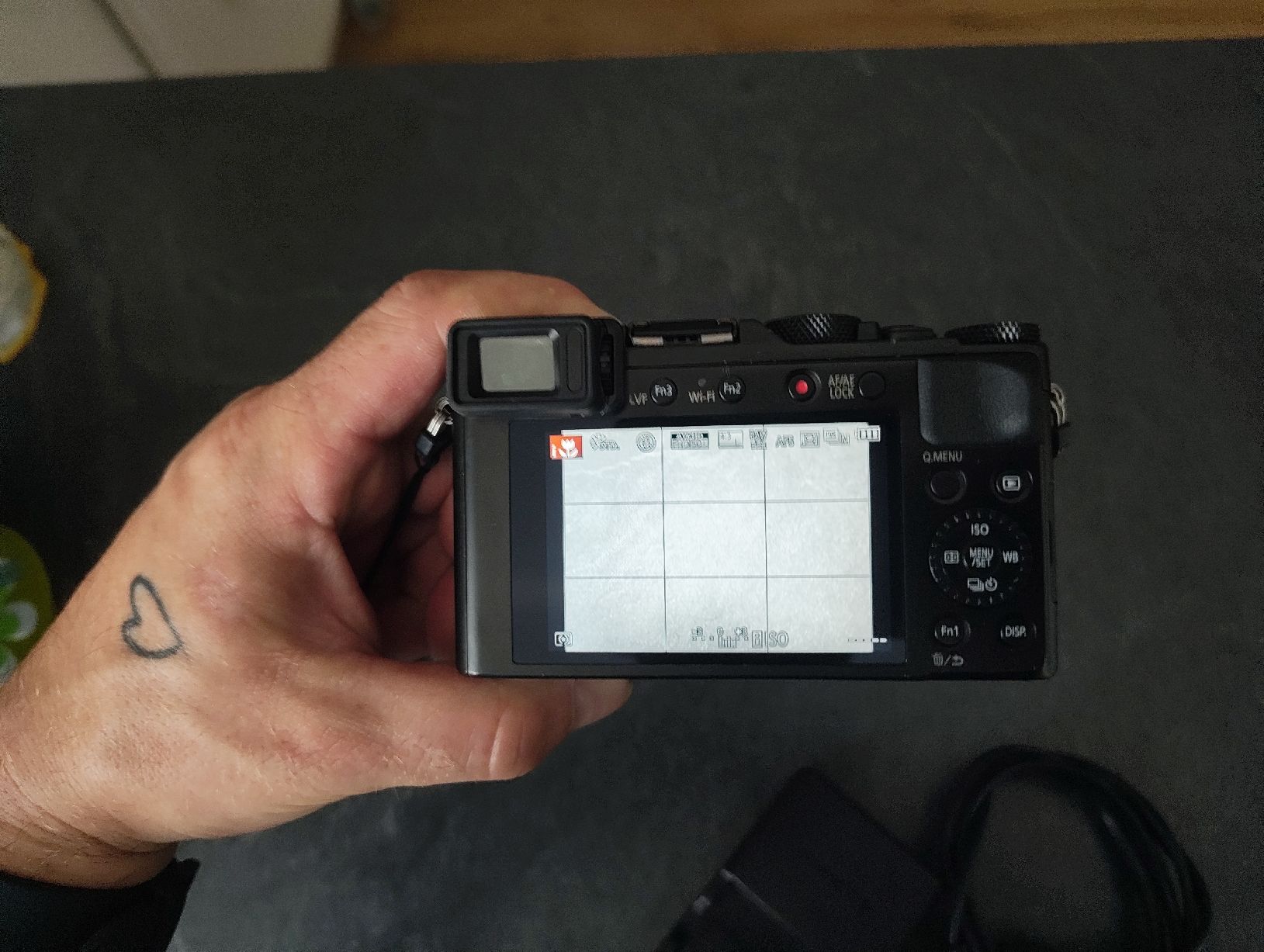 Panasonic Kamera: Panasonic Lumix LX100 – Gebraucht aus Rothenburg von phaseshifter 6