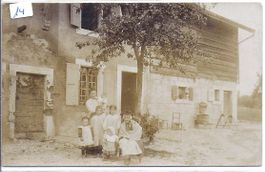 BORREX, carte photo de la ferme de madame Blanchard