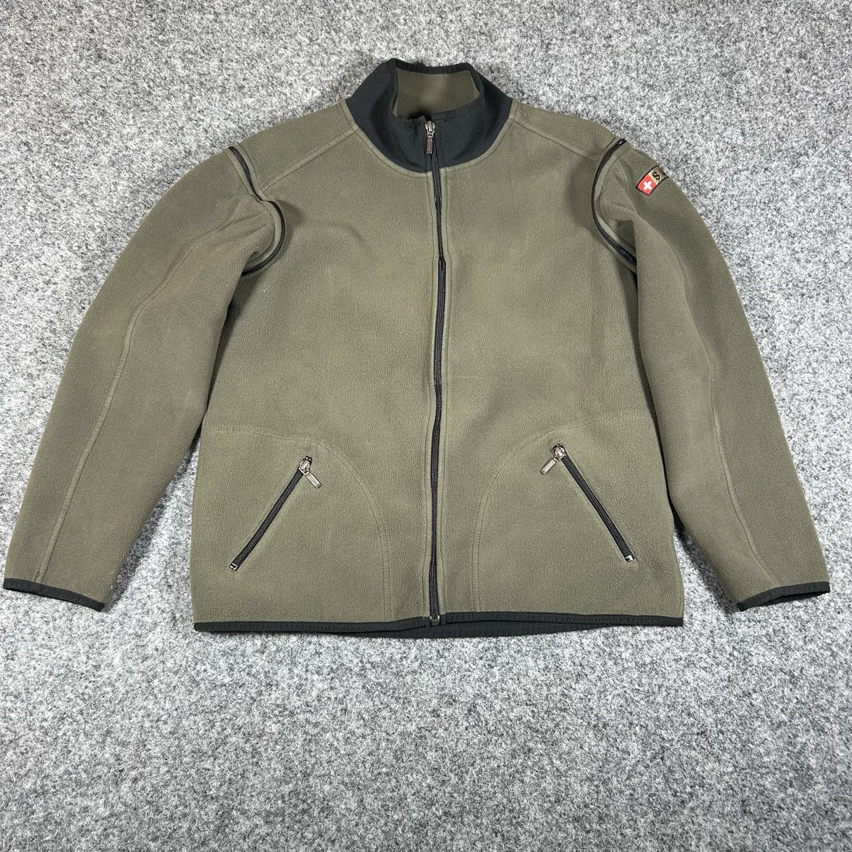 Giacche: Swiss fleece jacket size Small men  – Usato da La Sagne NE venduto da Matlasape