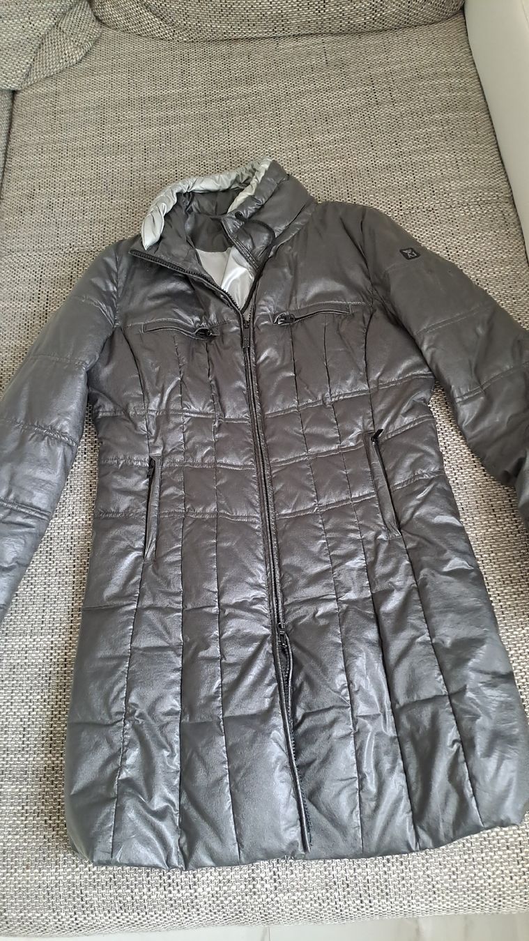 Armani Cappotti: Armani Mantel Gr. 36/38 – Usato da Interlaken venduto da swissgnoemli