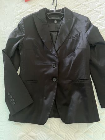 Schwarzer H&M Blazer, Grösse 42, Neuwertig, Herbst-Look