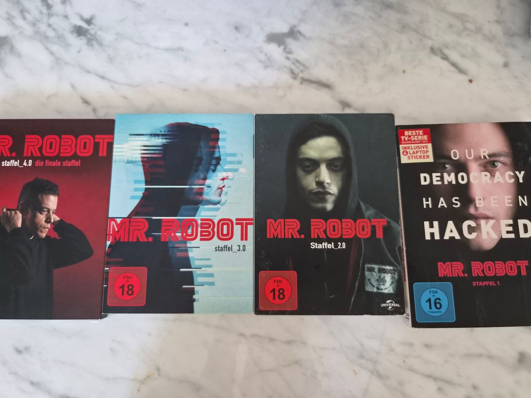 Alle DVDs: Mr Robot - Alle Staffeln auf DVD – Gebraucht aus Wallisellen von Blackstone0820