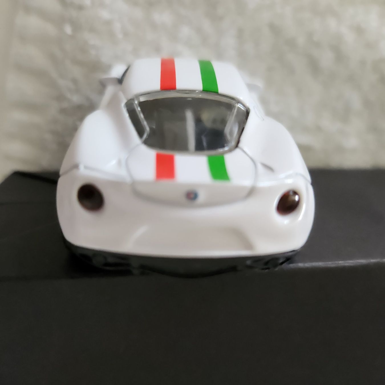 Alfa Romeo Modellautos: 1.64 Alfa Romeo 4C Bornelund 2014 exclusive Promo Version – Neu (gemäss Beschreibung) aus Unterägeri von 0alfa0 8