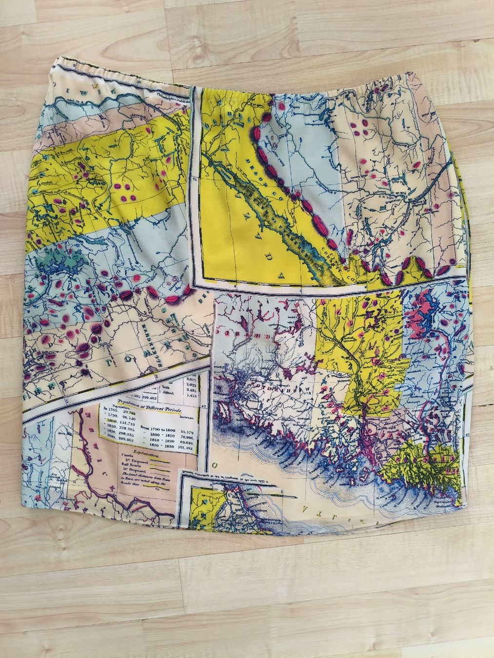Gonne: CARVEN Seidenrock Grösse 38 Kartenprint  – Nuovo (secondo la descrizione) da Rieden AG venduto da juliarieden 4