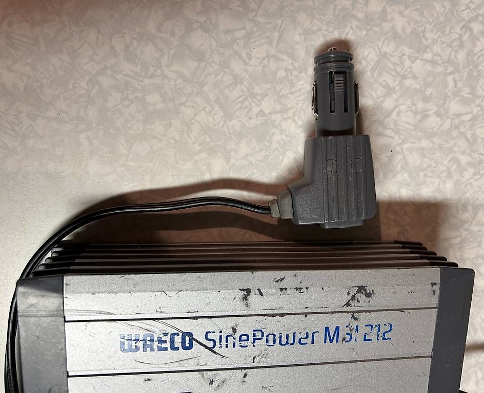 Wechselrichter: Waeco SinePower MSI212 – Gebraucht aus Basel von gentinetta 2