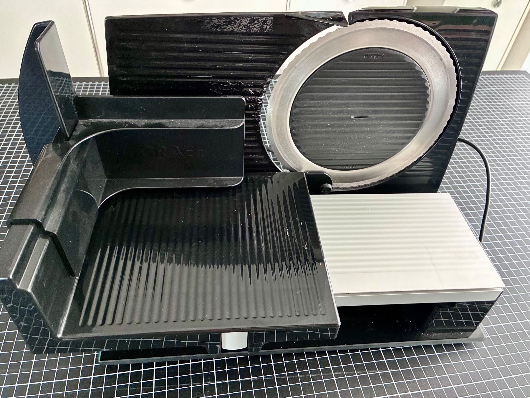 Graef Elettrodomestici da cucina: Graef Schneidemaschine S 12002 – Usato da Dietikon venduto da negodium