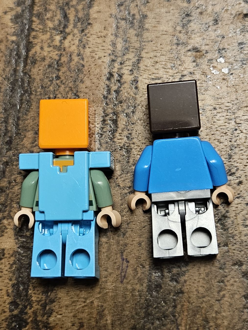 Lego Kit di costruzioni: lego figurine minecraft min048 et min070 – Usato da Confignon venduto da Ecrofigs 1