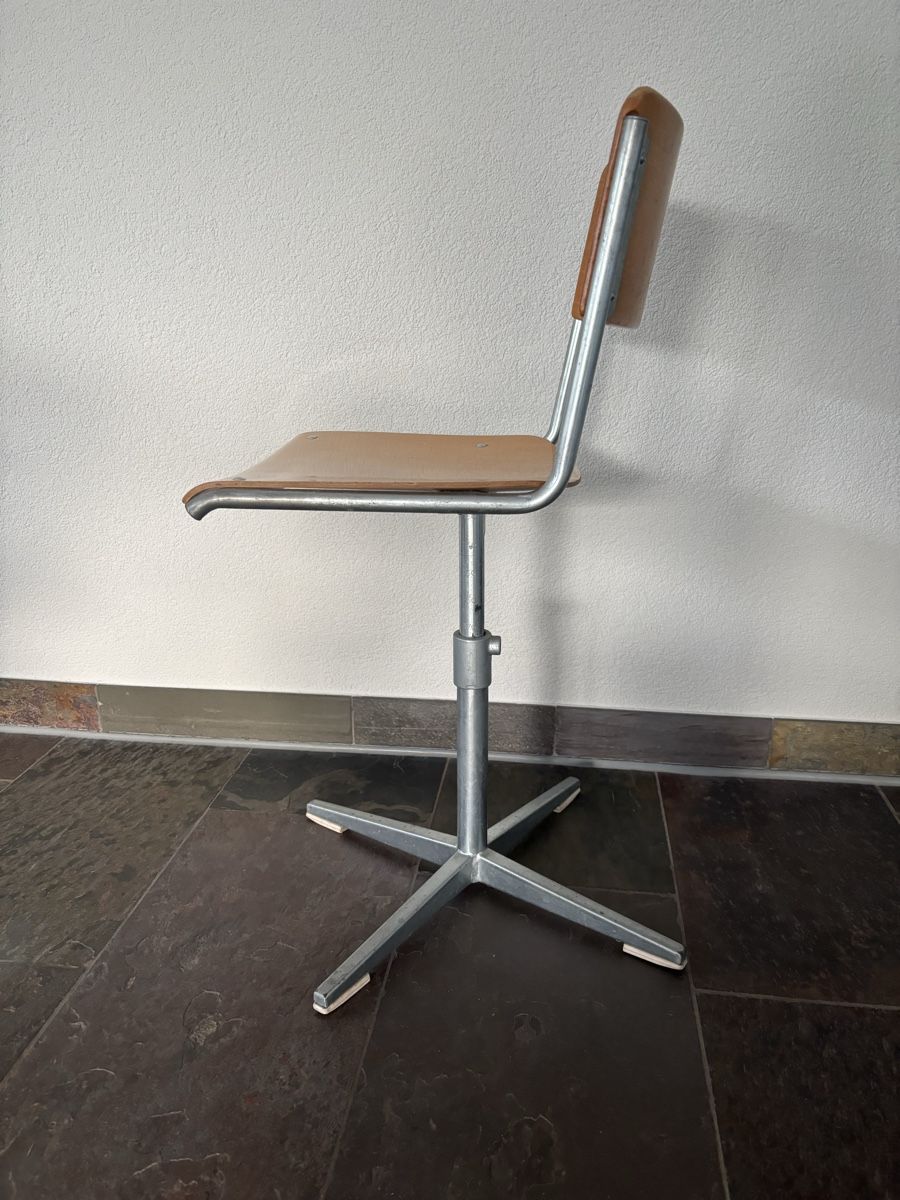 Embru Sedie: 2 Schulstühle, drehbar – Usato da Winterthur venduto da jas_r85x 2