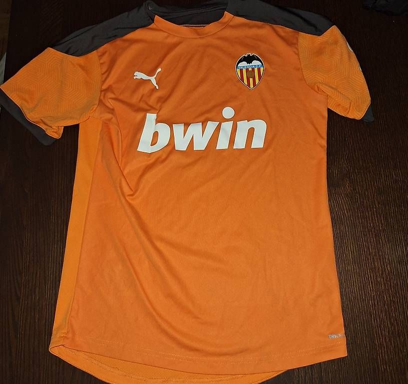 Canottiere & Pantaloni: Originales Valencia Trikot Grösse M – Usato da Rapperswil SG venduto da Gooal