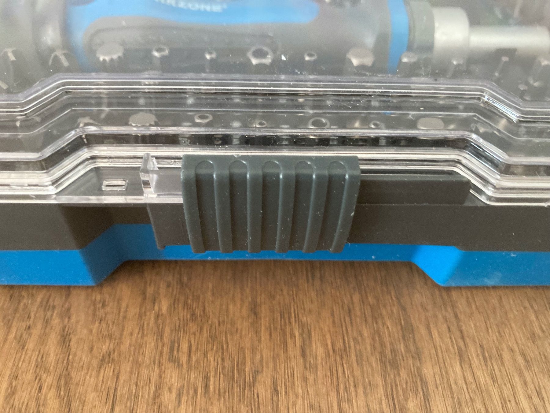 Alle Werkzeuge: Bit Set mit 99 Bits mit Bithalter (Ratschen-Schraubendreher) – Neu und originalverpackt aus Thun von HIERoderDA 3