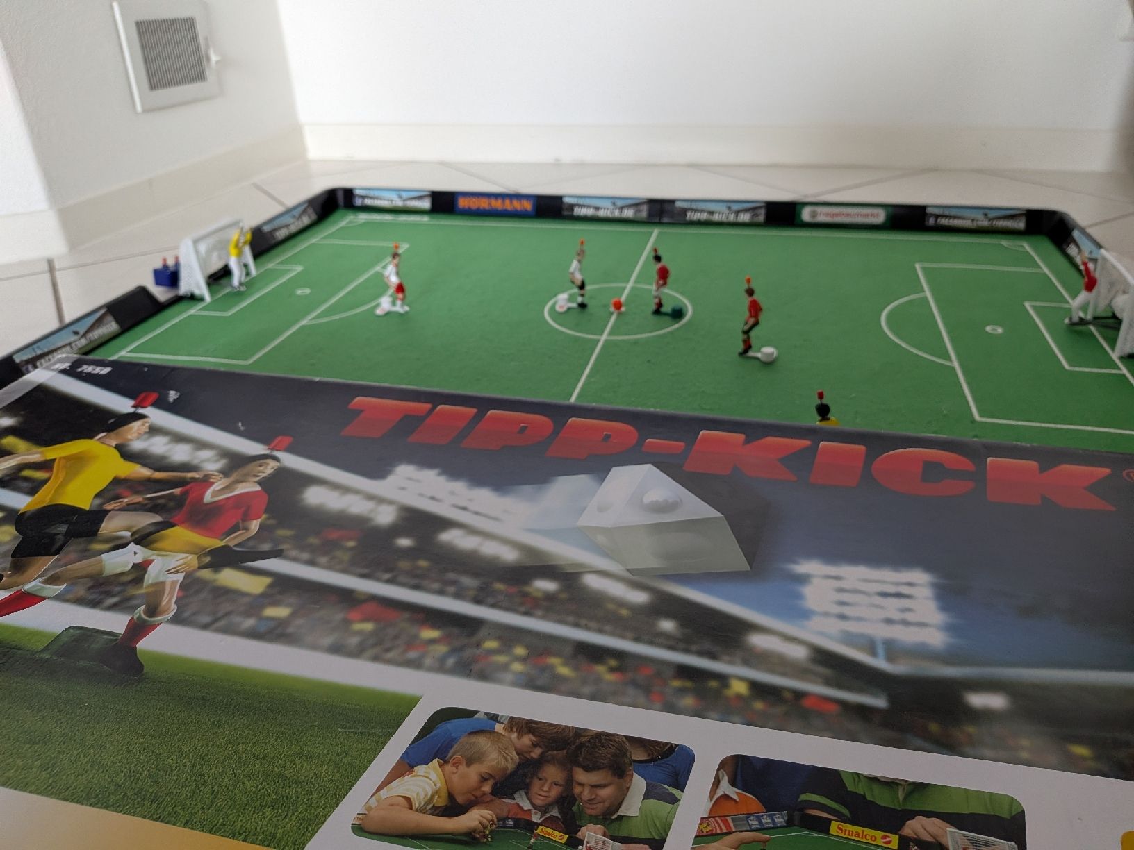 Tipp Kick Giochi: Tipp-Kick Cup - Tischfussball – Usato da Oberrieden venduto da Sjimena 4