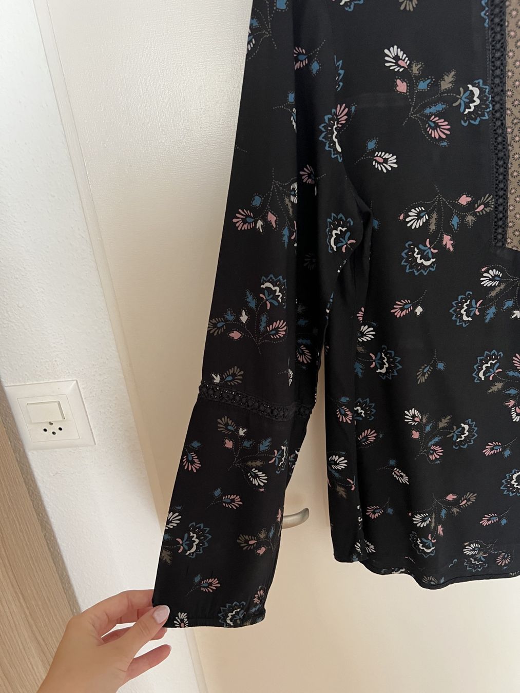 Camicette: YESSICA Blouse EUR 36 – Usato da Horgen venduto da linuxrp 2