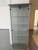 Vitrinenmoebel Glas Metall grau 5 Bretter sehr guter Zustand