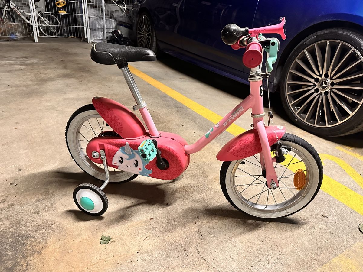 Biciclette: Pink Kinder Velo mit Stützräder – Usato da Oberwangen b. Bern venduto da bernhardluethi76 2