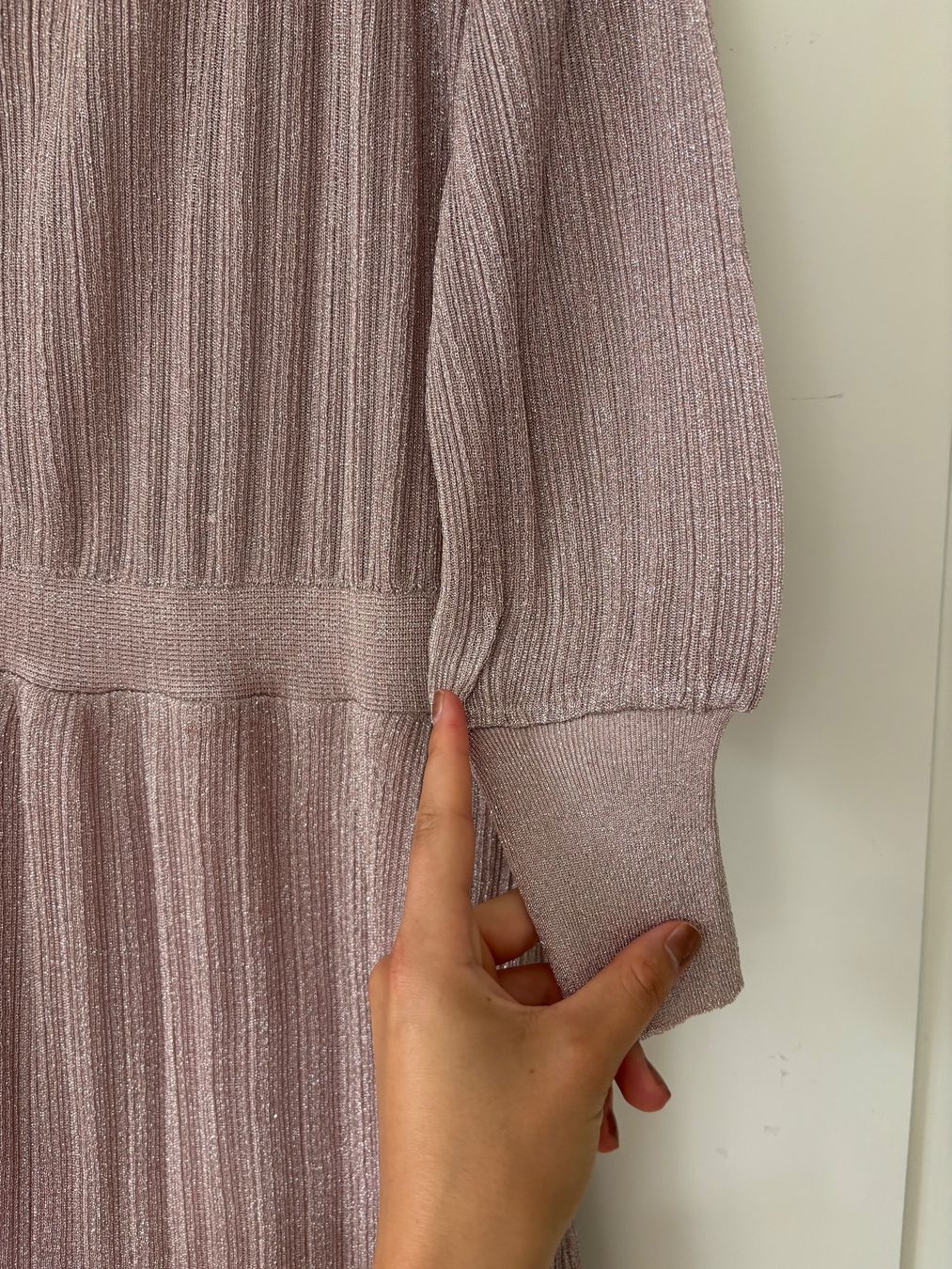 Zara Vestiti: ZARA Schulterfreies Pailettenkleid – Nuovo (secondo la descrizione) da Zürich venduto da Flo021000 2