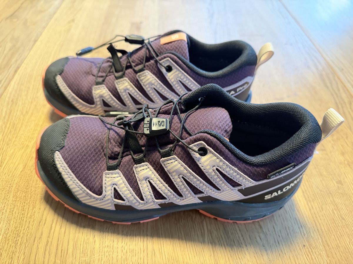Chaussures filles: Salomon Trekkingschuhe Gr. 34 – D'occasion à Windlach par Binchen0 1