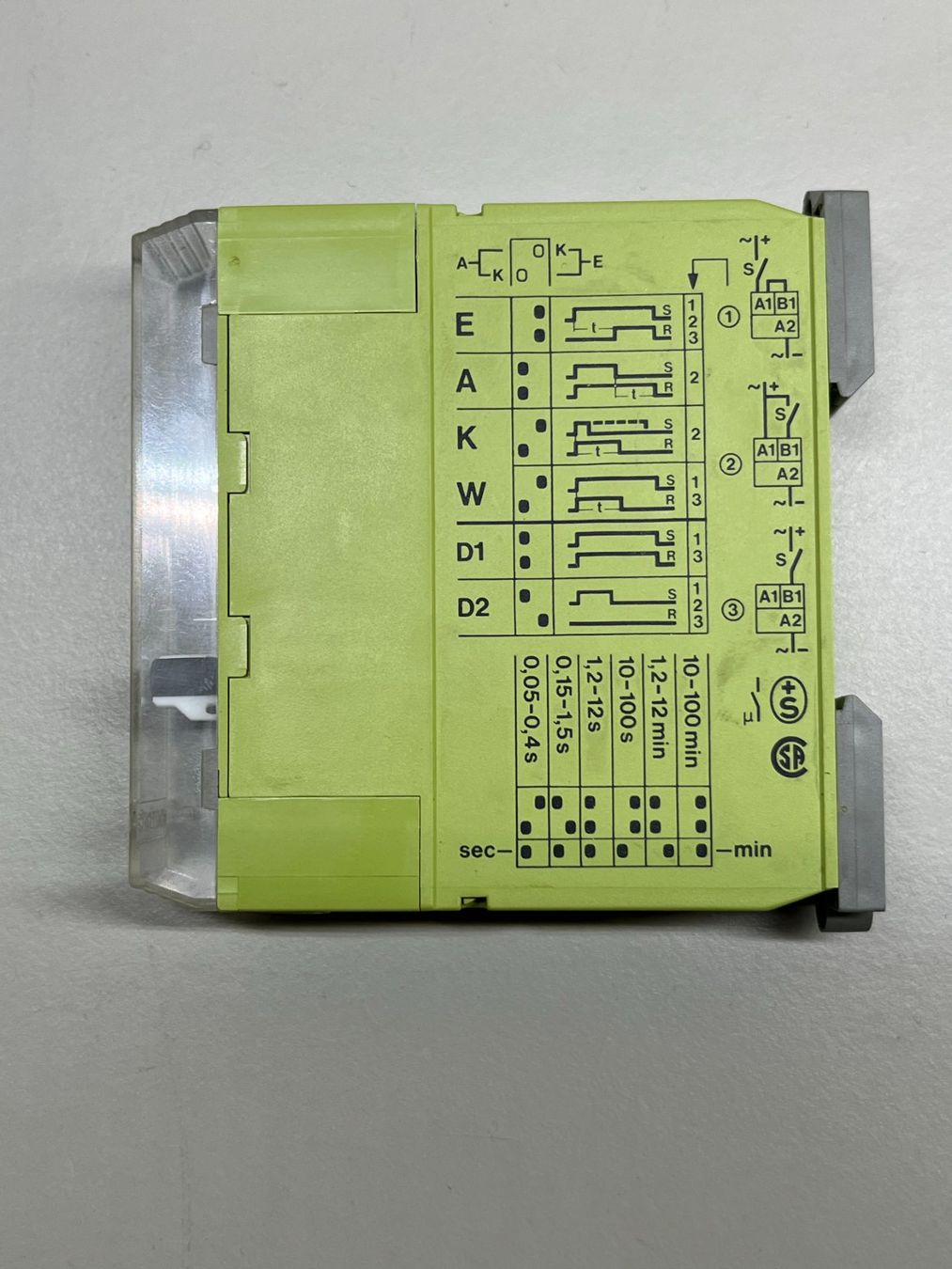 Componenti elettronici: Konvolut Comat Relais und Zeitrelais 24VDC – Usato da Jenaz venduto da Speedy350 2