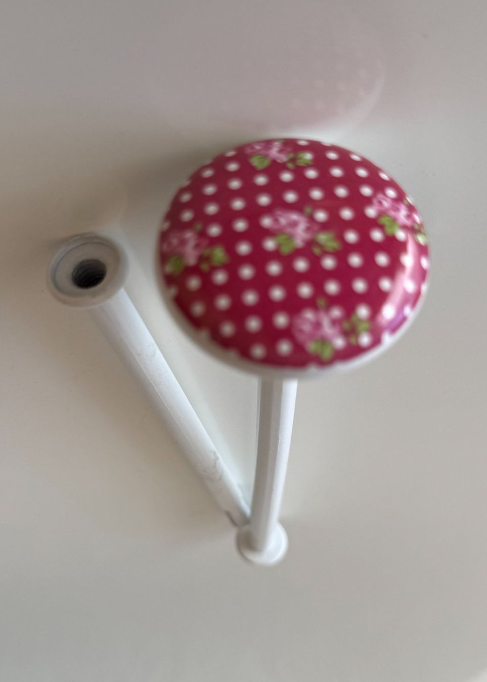 Teller: ETAGERE  STANGENSET  MIT  MÖBELKNOPF – Neu und originalverpackt aus Subingen von Etageren