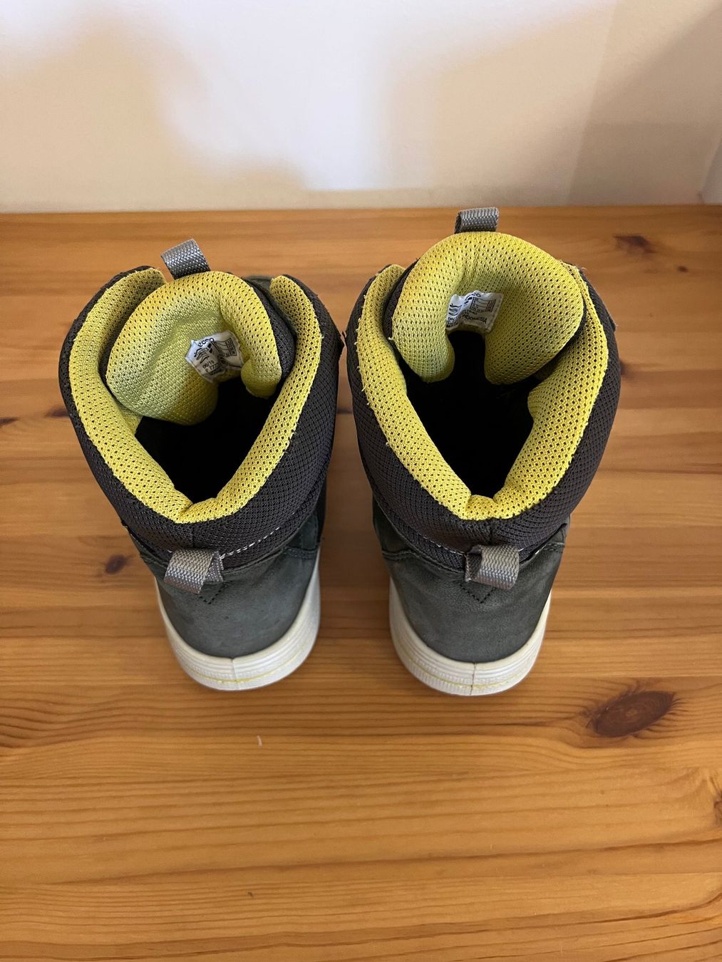 Ecco Scarpe per ragazzi: Ecco UrbanSnowborder Gr. 36 – Usato da Horgen venduto da cla_7txf 3