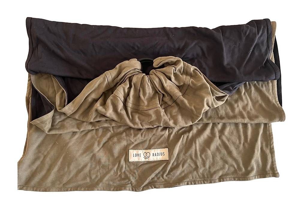 Marsupi portabebè: Écharpe de portage Love Radius – Nuovo e nell'imballaggio originale da Romanel-s-Lausanne venduto da cha_8vqy
