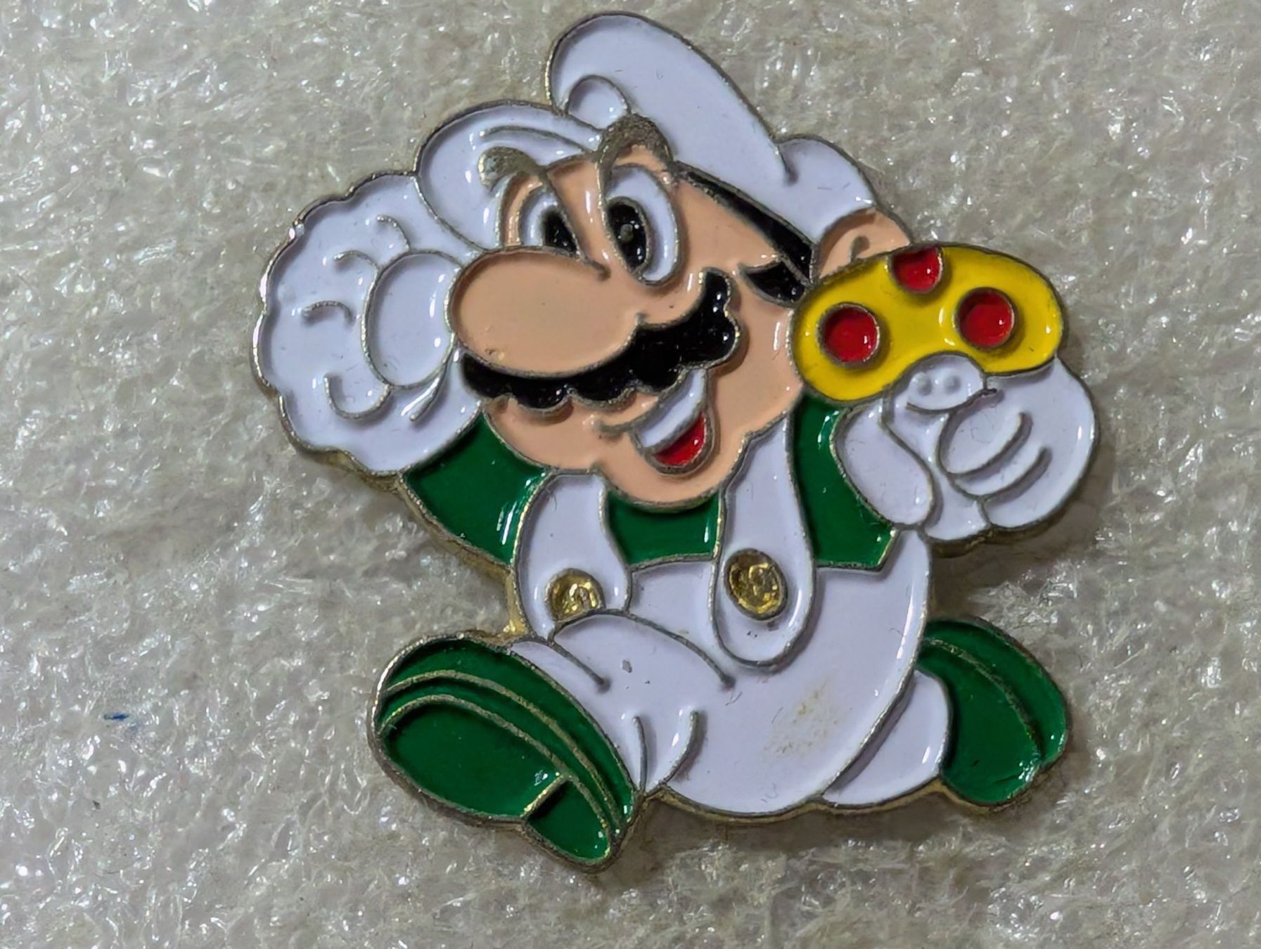 Plaquettes & Badges: Ansteckpin 111: Super Mario – D'occasion à Oppligen par Pin-Fall-Shop