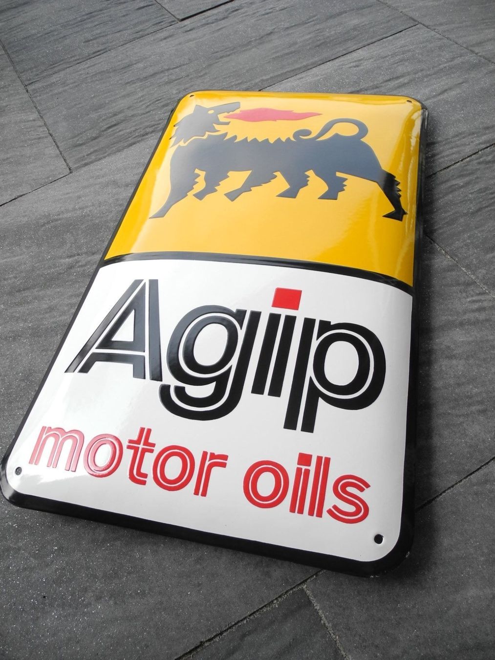 Insegne: GROSSES AGIP EMAILSCHILD – Usato da Reinach AG venduto da Huckleberrysix 2